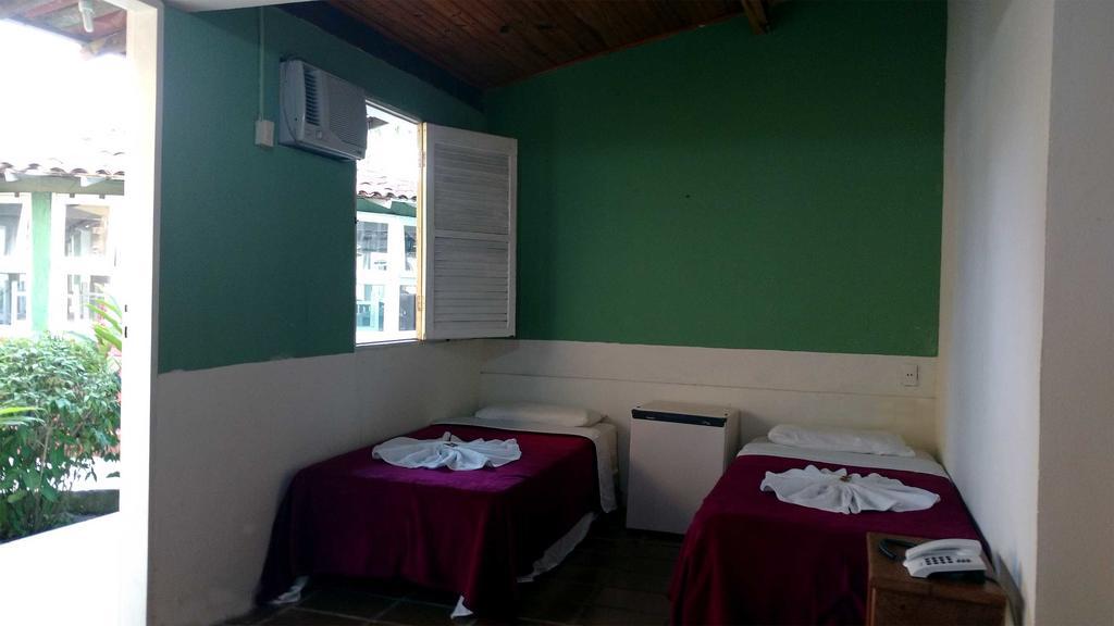 Hotel Pousada Castanheiras Do Village Порту-Сегуру Экстерьер фото