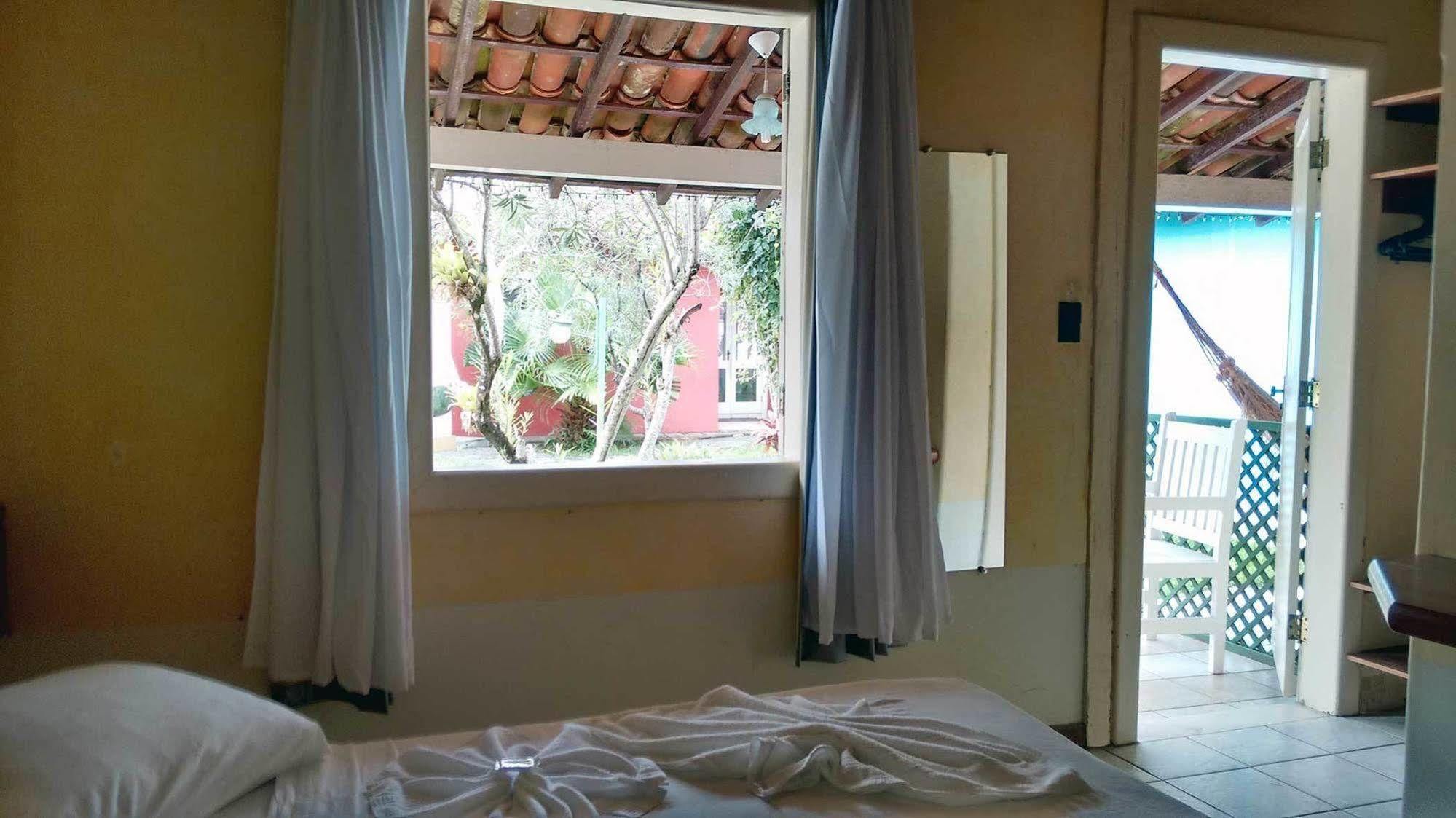 Hotel Pousada Castanheiras Do Village Порту-Сегуру Экстерьер фото