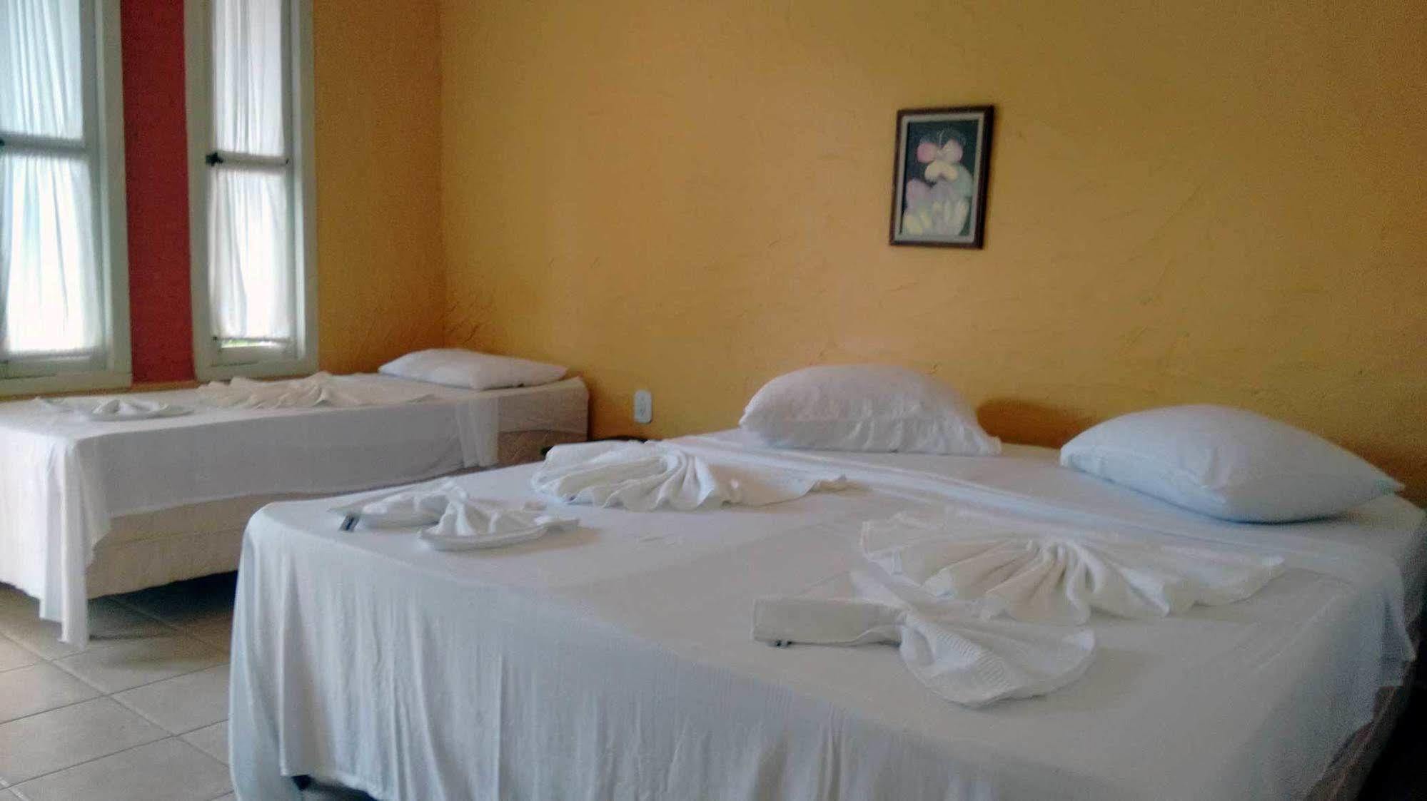 Hotel Pousada Castanheiras Do Village Порту-Сегуру Экстерьер фото