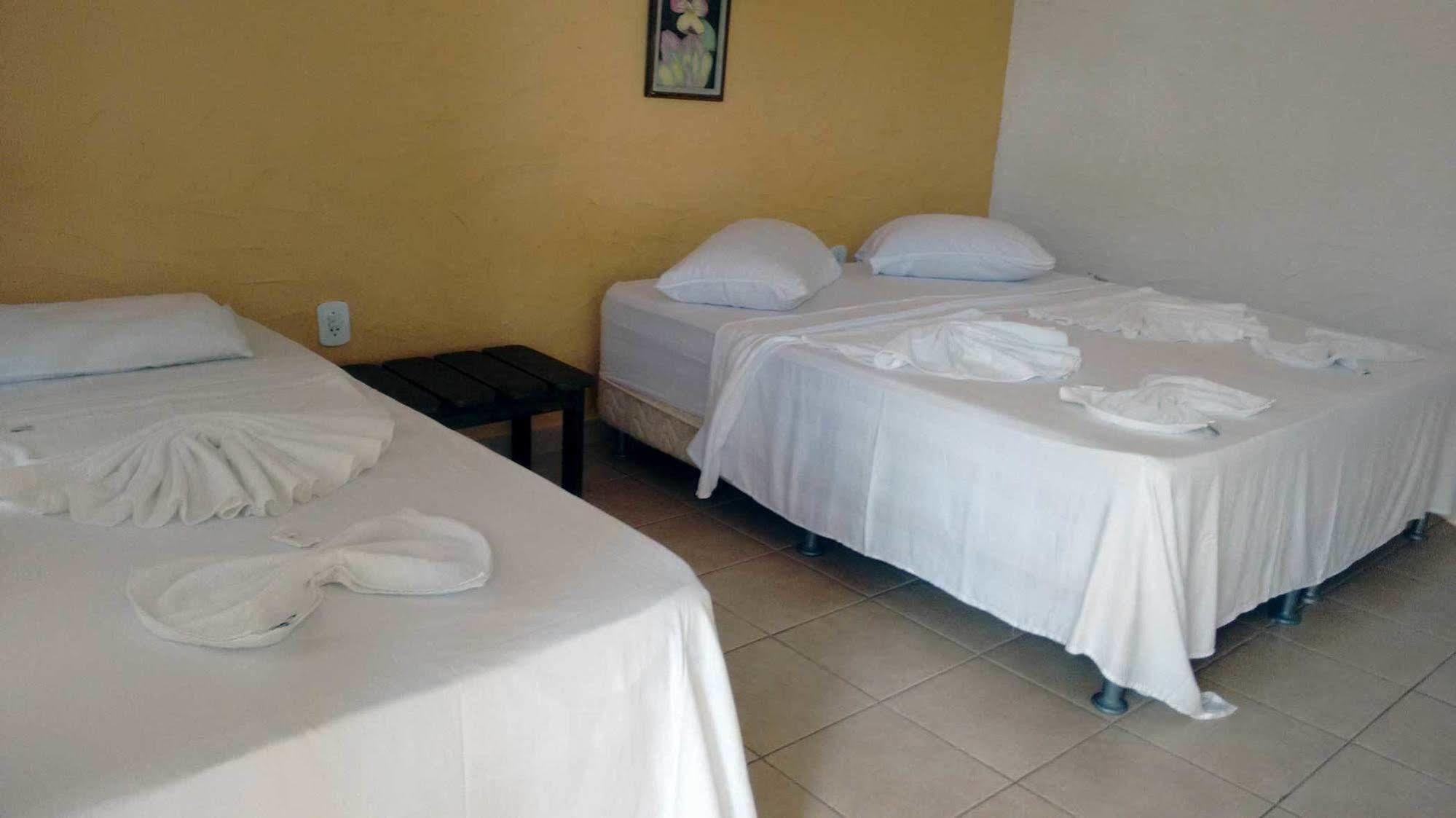Hotel Pousada Castanheiras Do Village Порту-Сегуру Экстерьер фото